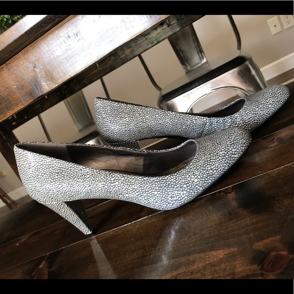 Calvin Klein Pump Size 10